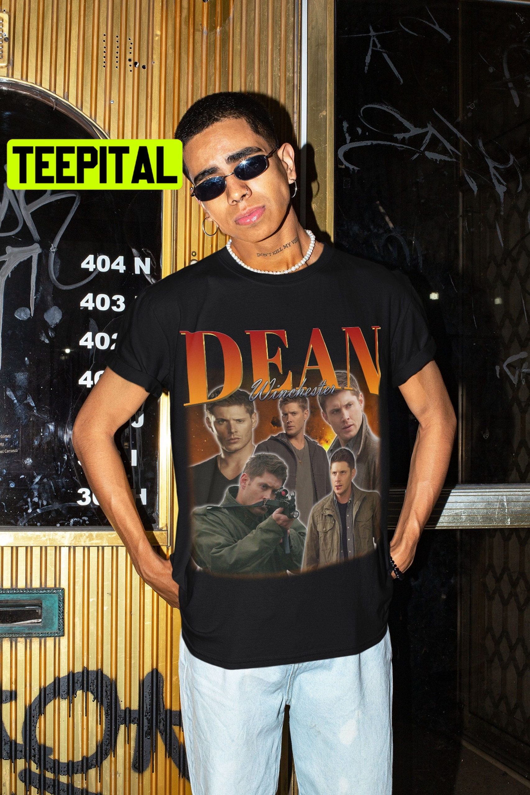 Dean Winchester Vintage Art Unisex T-Shirt Dean Winchester Vintage Art Unisex T-Shirt