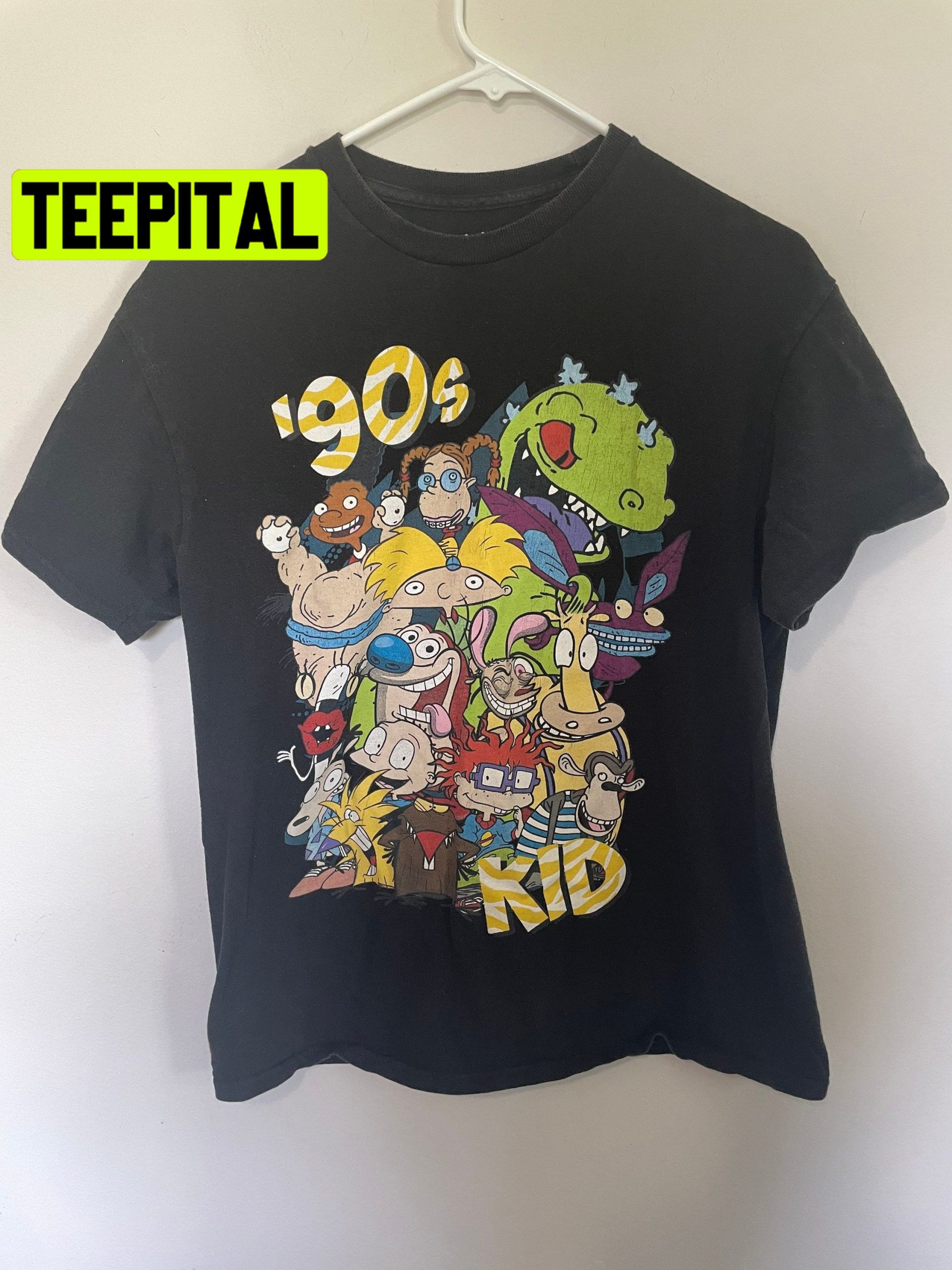 Distressedworn Nickelodeon Cartoons 90s Trending Unisex T-Shirt Distressedworn Nickelodeon Cartoons 90s Trending Unisex T-Shirt