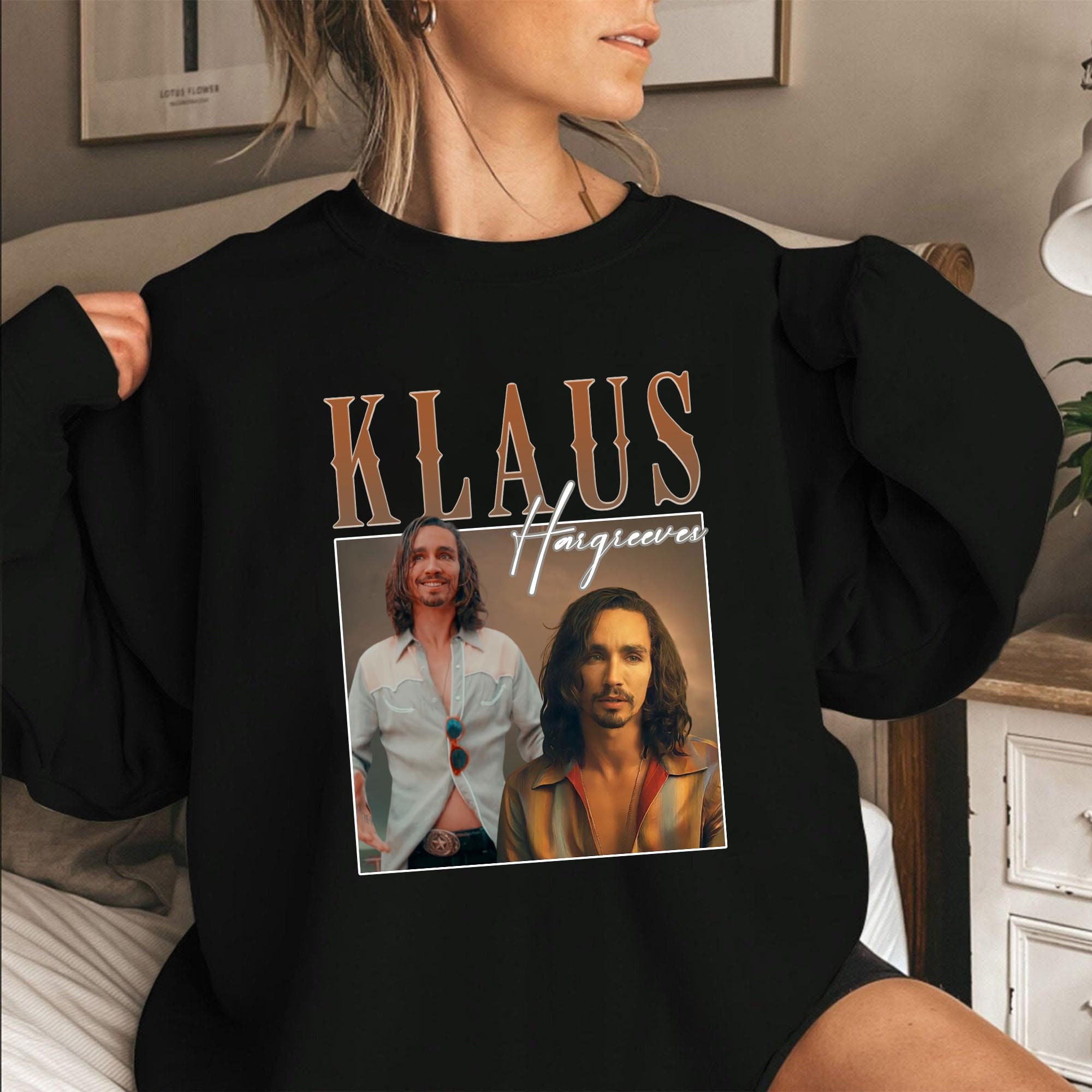 Graphic Umbrella Academy Klaus Backgroud Unisex T-Shirt Graphic Umbrella Academy Klaus Backgroud Unisex T-Shirt