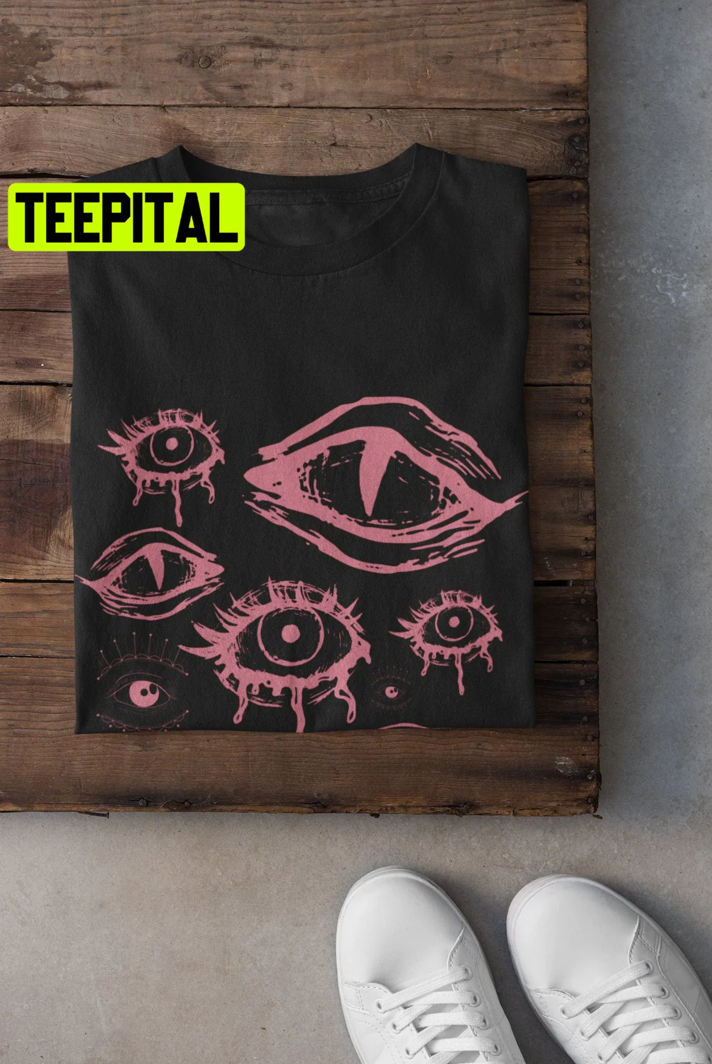 Grunge Mall Goth Pink Eyes Trending Unisex T-Shirt Grunge Mall Goth Pink Eyes Trending Unisex T-Shirt