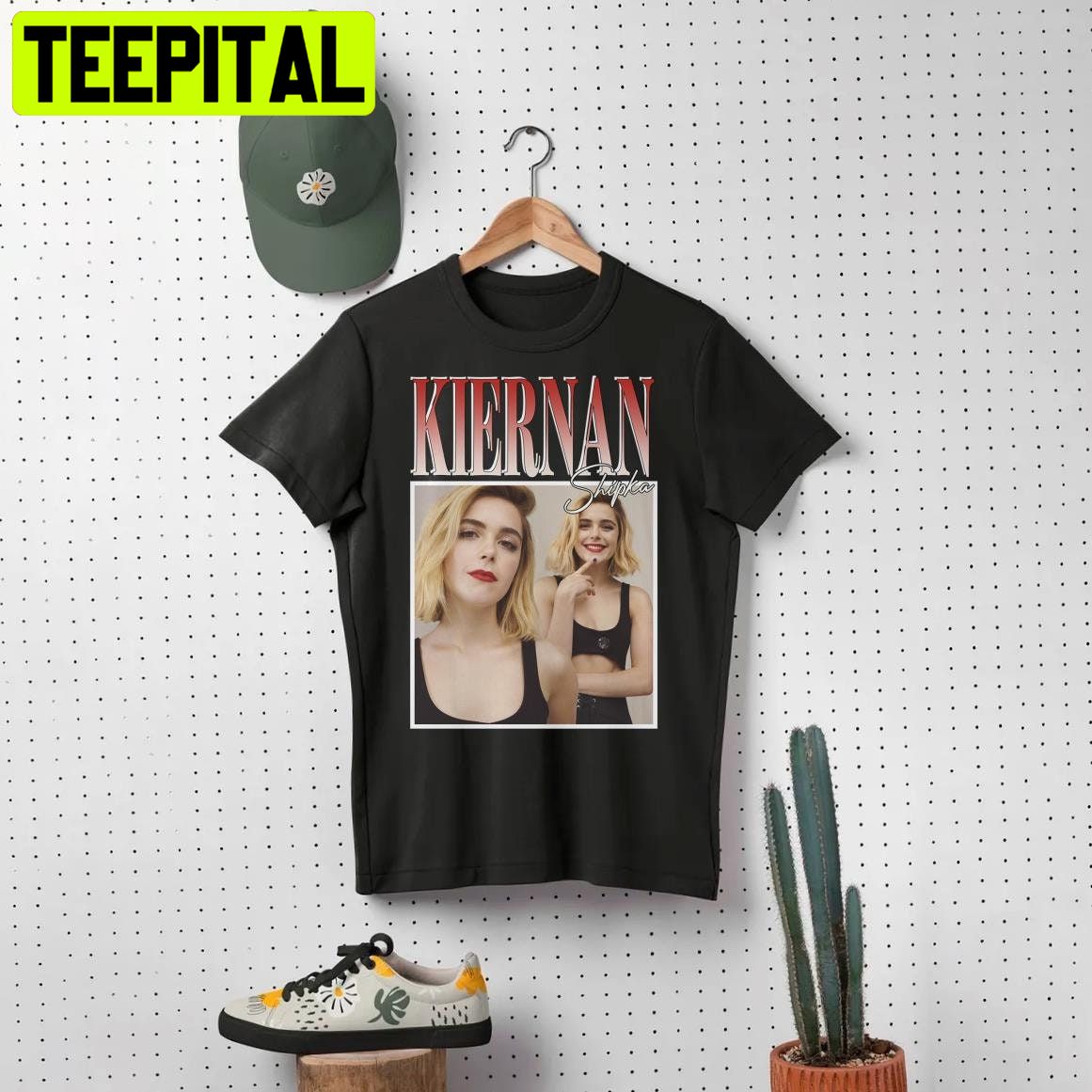 Kiernan Shipka 90s Vintage Unisex T-Shirt Kiernan Shipka 90s Vintage Unisex T-Shirt
