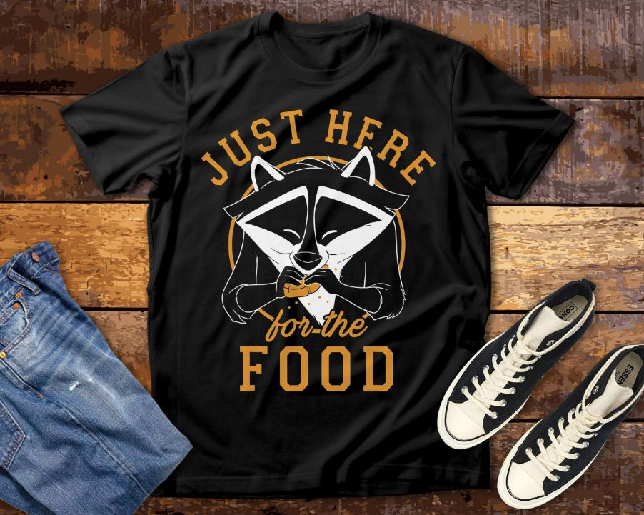 Pocahontas Meeko Just Here For The Food Portrait Disney T-Shirt Pocahontas Meeko Just Here For The Food Portrait Disney T-Shirt
