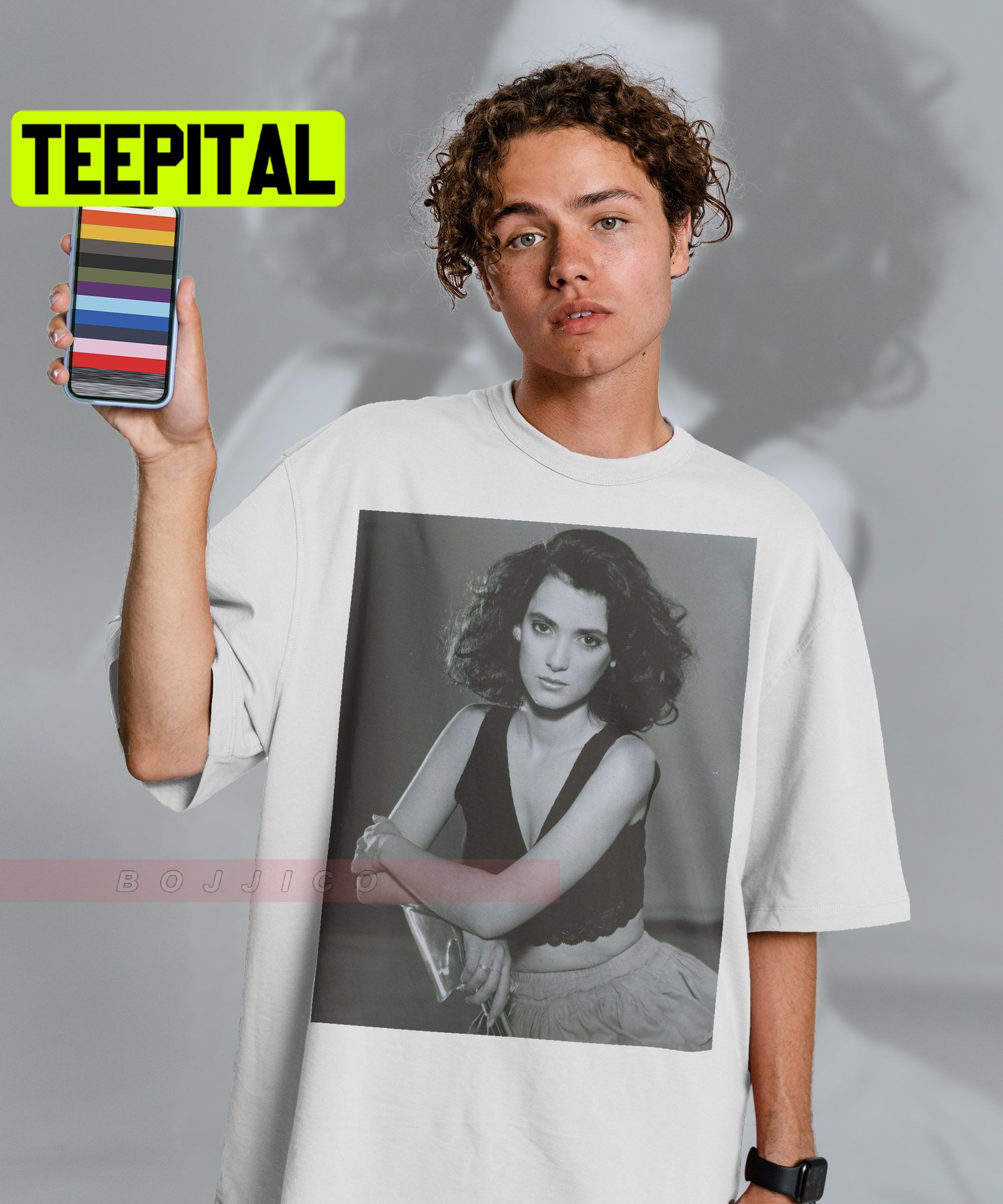 Retro Photo Of Winona Ryder Trending Unisex Shirt Retro Photo Of Winona Ryder Trending Unisex Shirt
