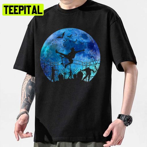 Skateboader Scaping From Zombies Cemetery Halloween Unisex Sweatshirt