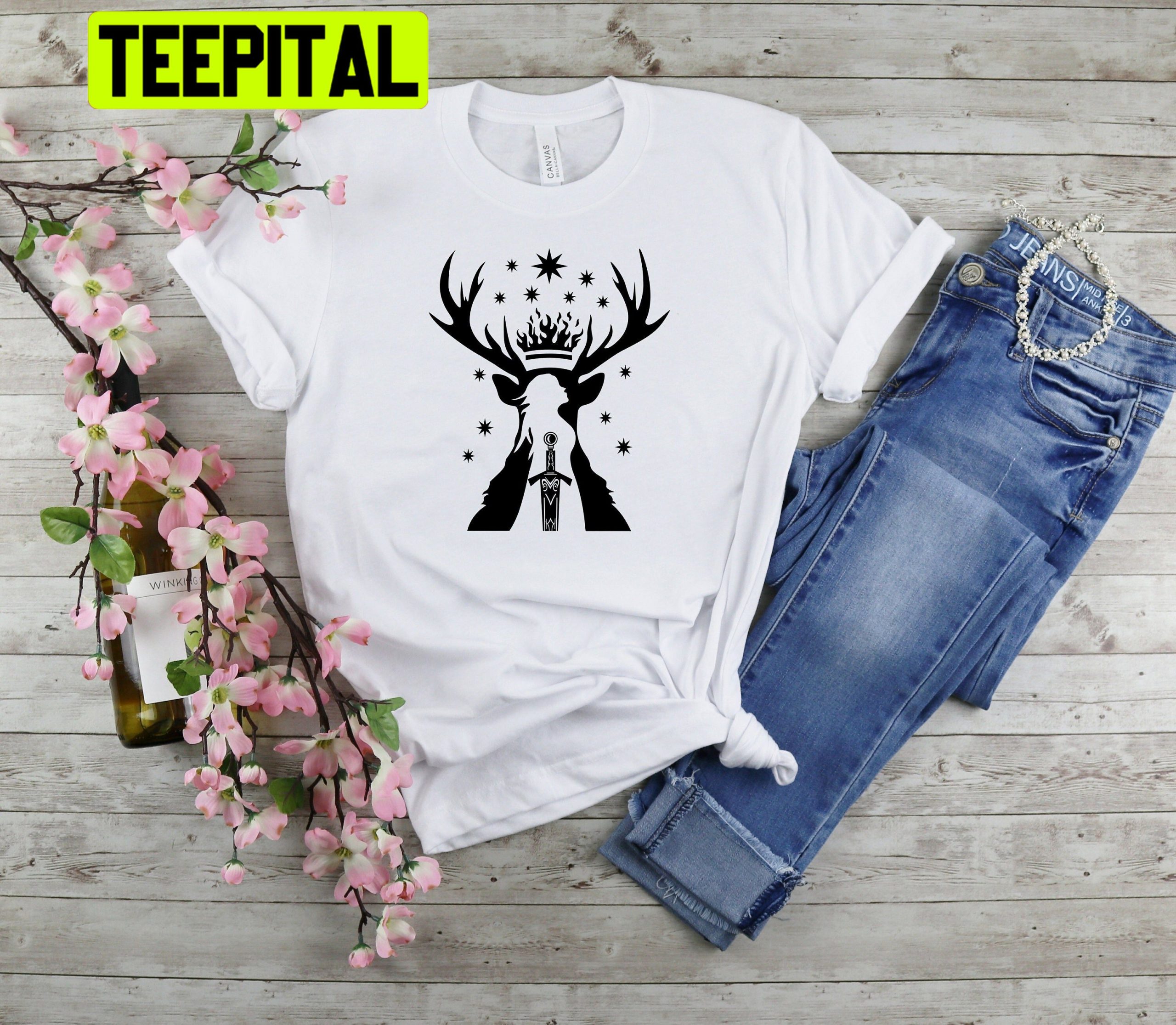 Throne Of Glass Sarah J Maas Queen Of Terrasen Trending Unisex T-Shirt Throne Of Glass Sarah J Maas Queen Of Terrasen Trending Unisex T-Shirt
