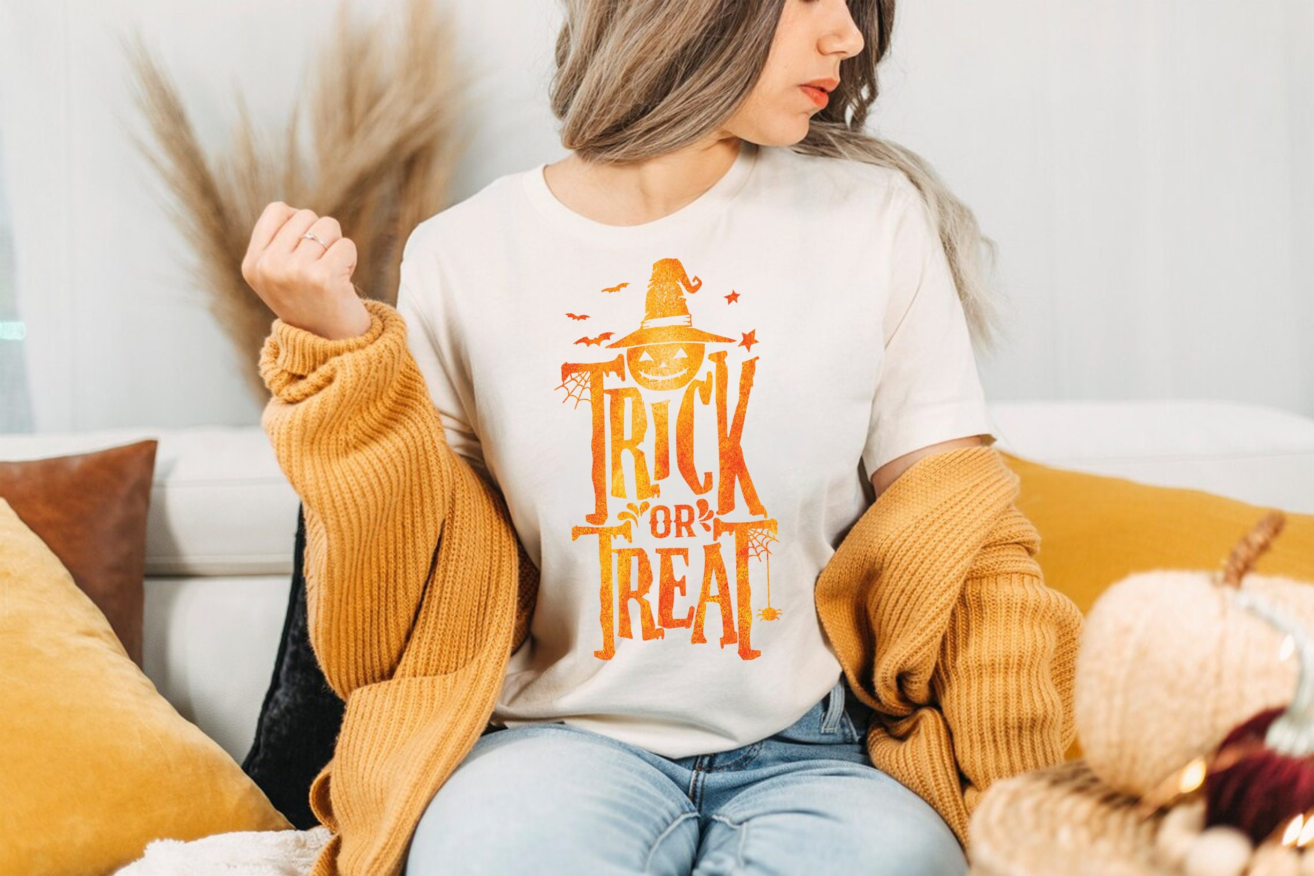 Trick Or Treat Pumpkin Costume Witch Hat Disney Halloween Unisex T-Shirt Trick Or Treat Pumpkin Costume Witch Hat Disney Halloween Unisex T-Shirt