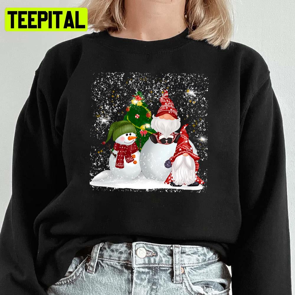 Cute Family Gnomes Christmas Animated Art Unisex Sweatshirt Cute Family Gnomes Christmas Animated Art Unisex Sweatshirt