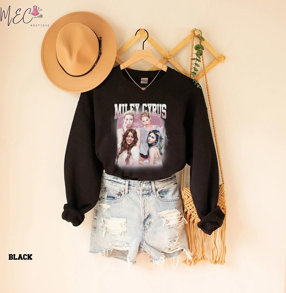 Miley Cyrus Midnight Sky Miley Cyrus Music Pop Mockup Unisex T-Shirt Miley Cyrus Midnight Sky Miley Cyrus Music Pop Mockup Unisex T-Shirt