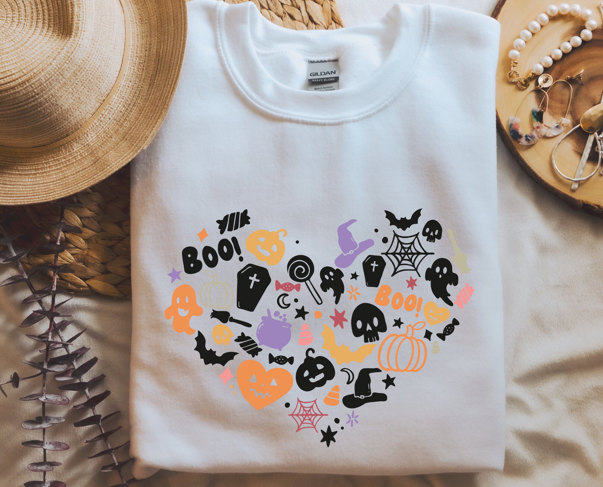 Skeleton Boho Motif Cottagecore Pumpkin Halloween Unisex Sweatshirt Skeleton Boho Motif Cottagecore Pumpkin Halloween Unisex Sweatshirt