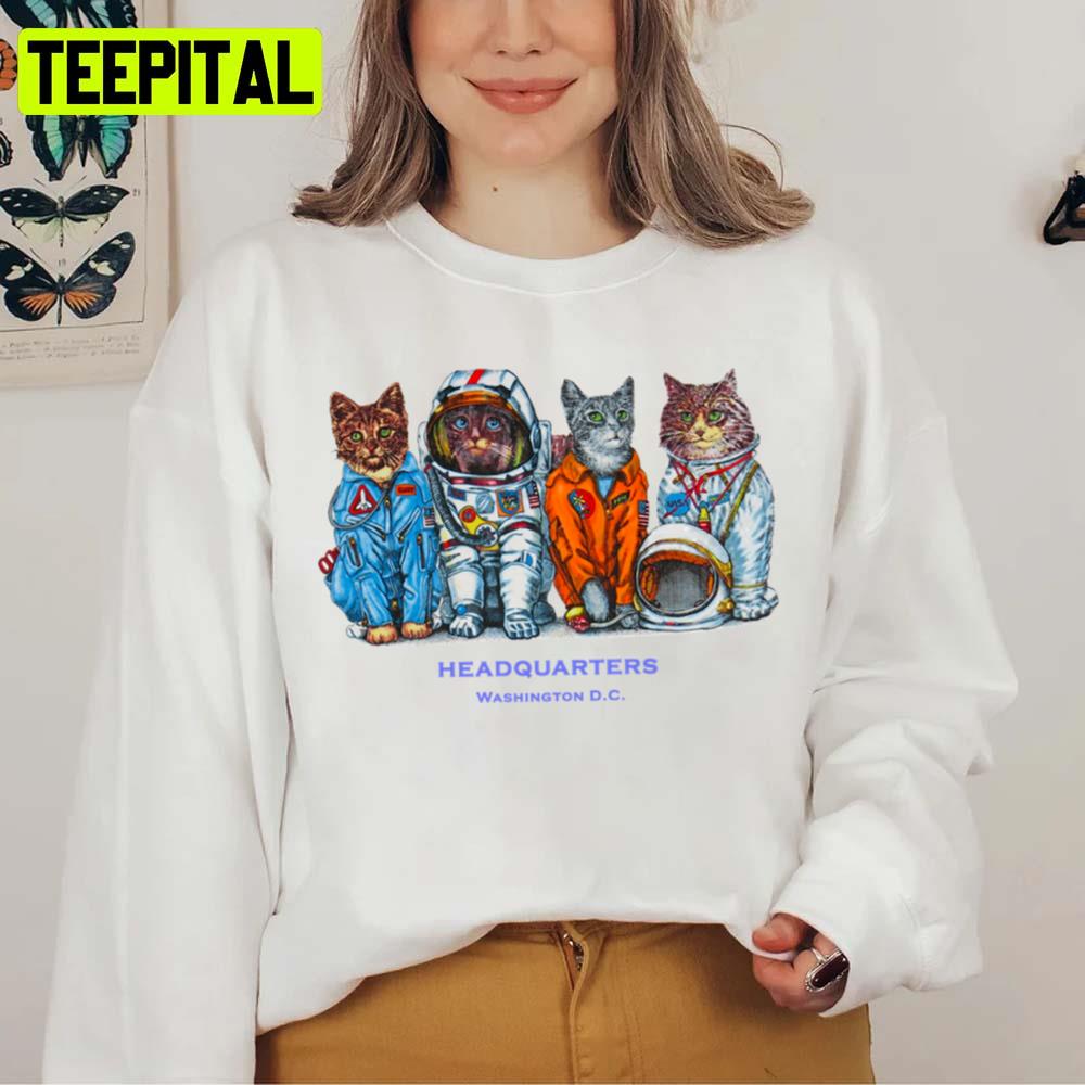 Trending Space Cats Headquarters Unisex Sweatshirt Trending Space Cats Headquarters Unisex Sweatshirt