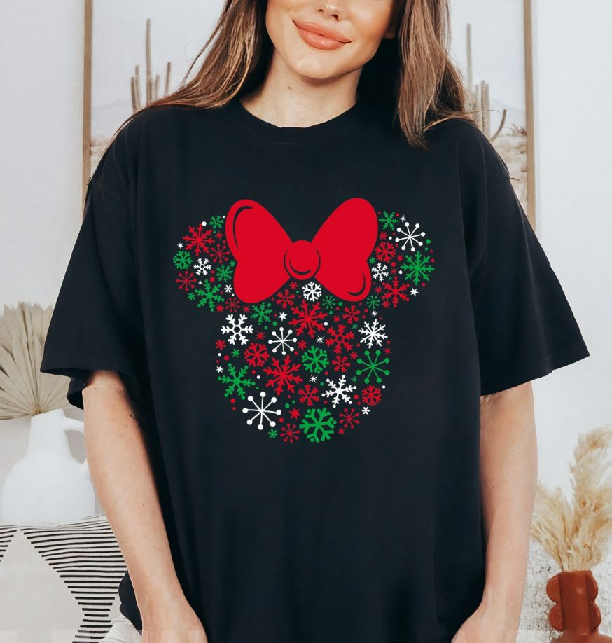 Disney Minnie Mouse Snowflake Christmas T-Shirt Disney Minnie Mouse Snowflake Christmas T-Shirt