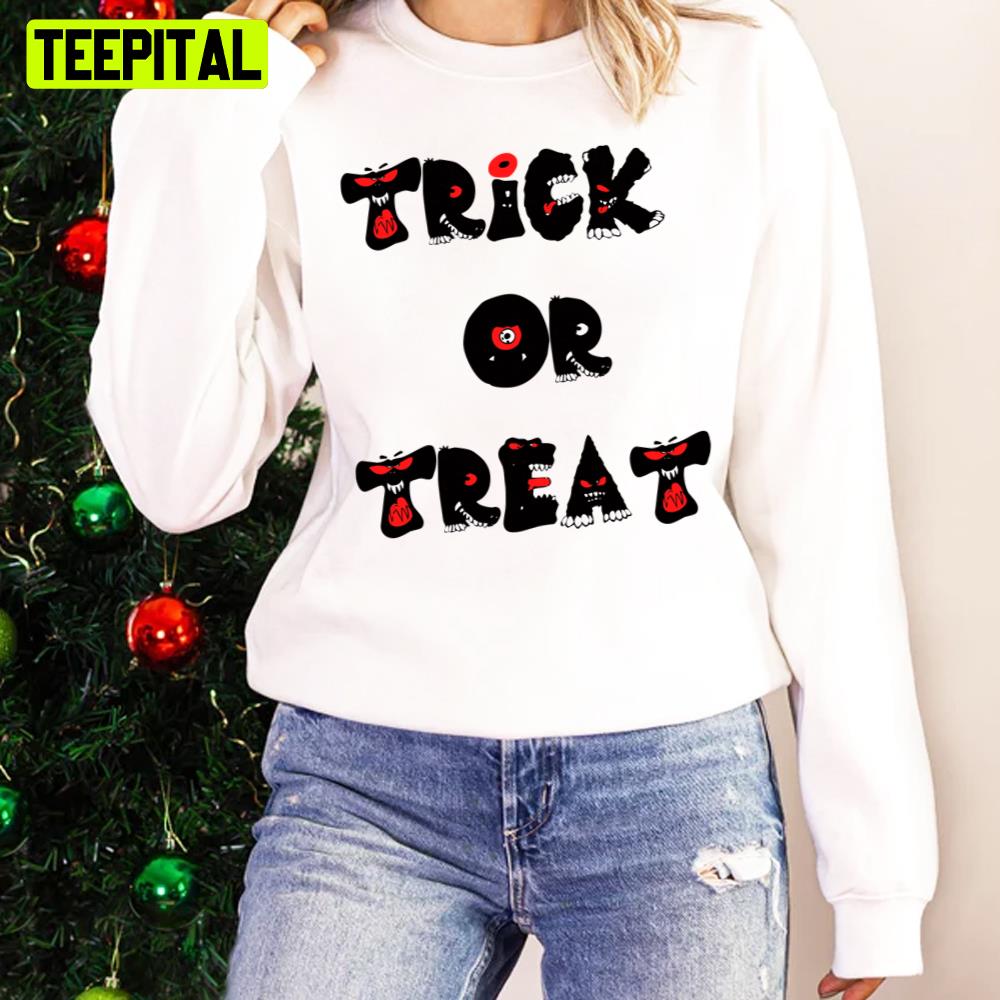 Dracula Vampire Design Trick Ot Treat Unisex Sweatshirt Dracula Vampire Design Trick Ot Treat Unisex Sweatshirt