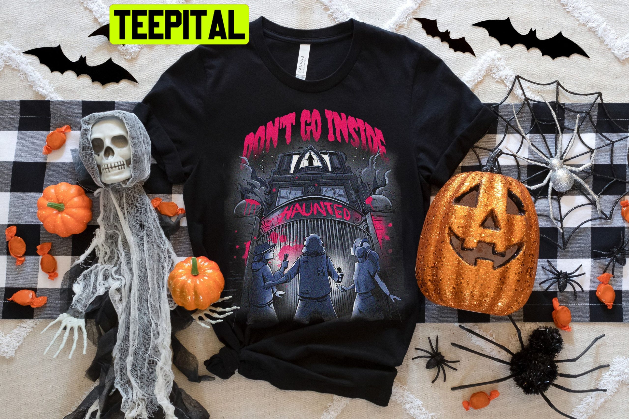 Haunted House Don't Go Inside Trending Unisex T-Shirt Haunted House Don't Go Inside Trending Unisex T-Shirt