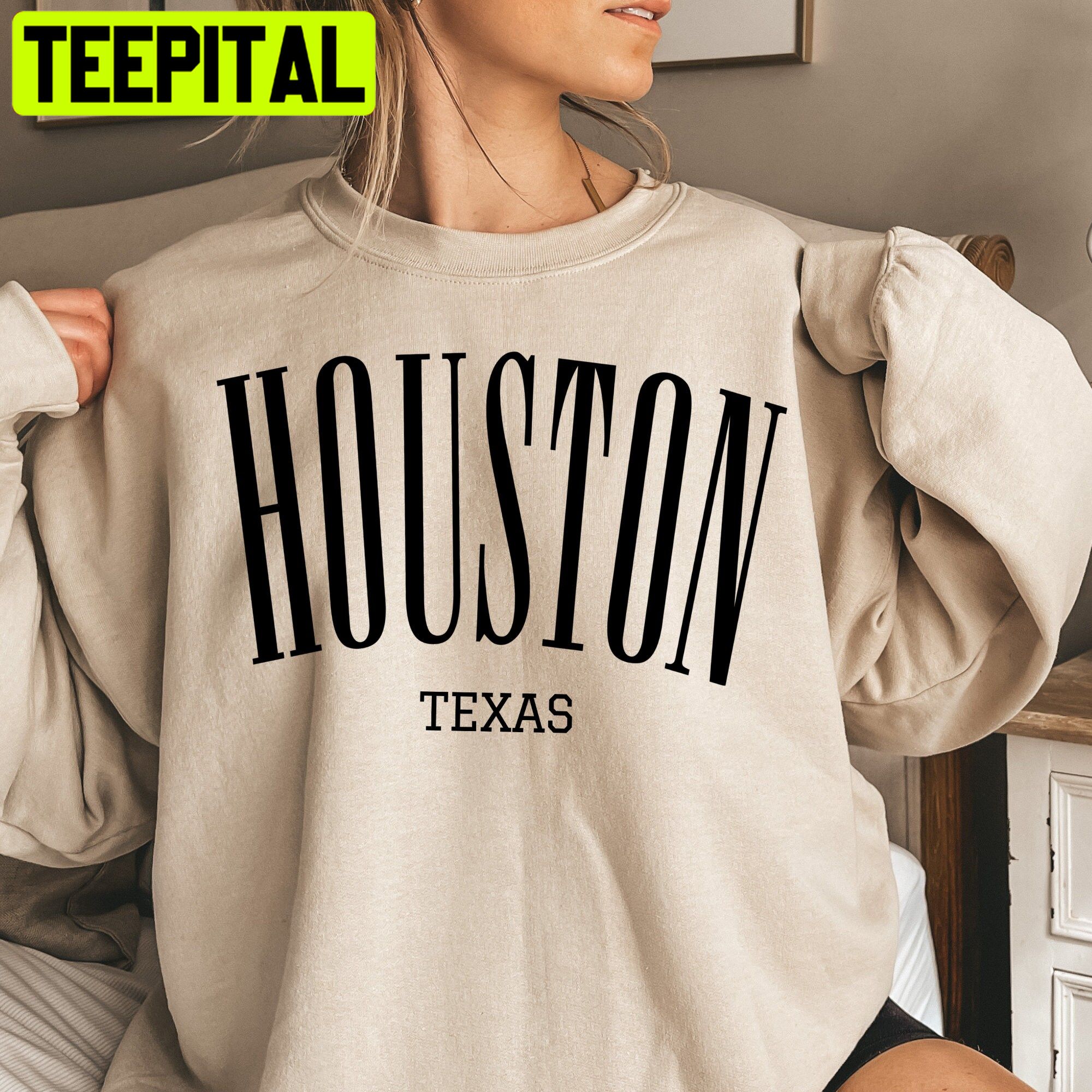 Houston Texas University Football Trending Unisex Sweatshirt Houston Texas University Football Trending Unisex Sweatshirt