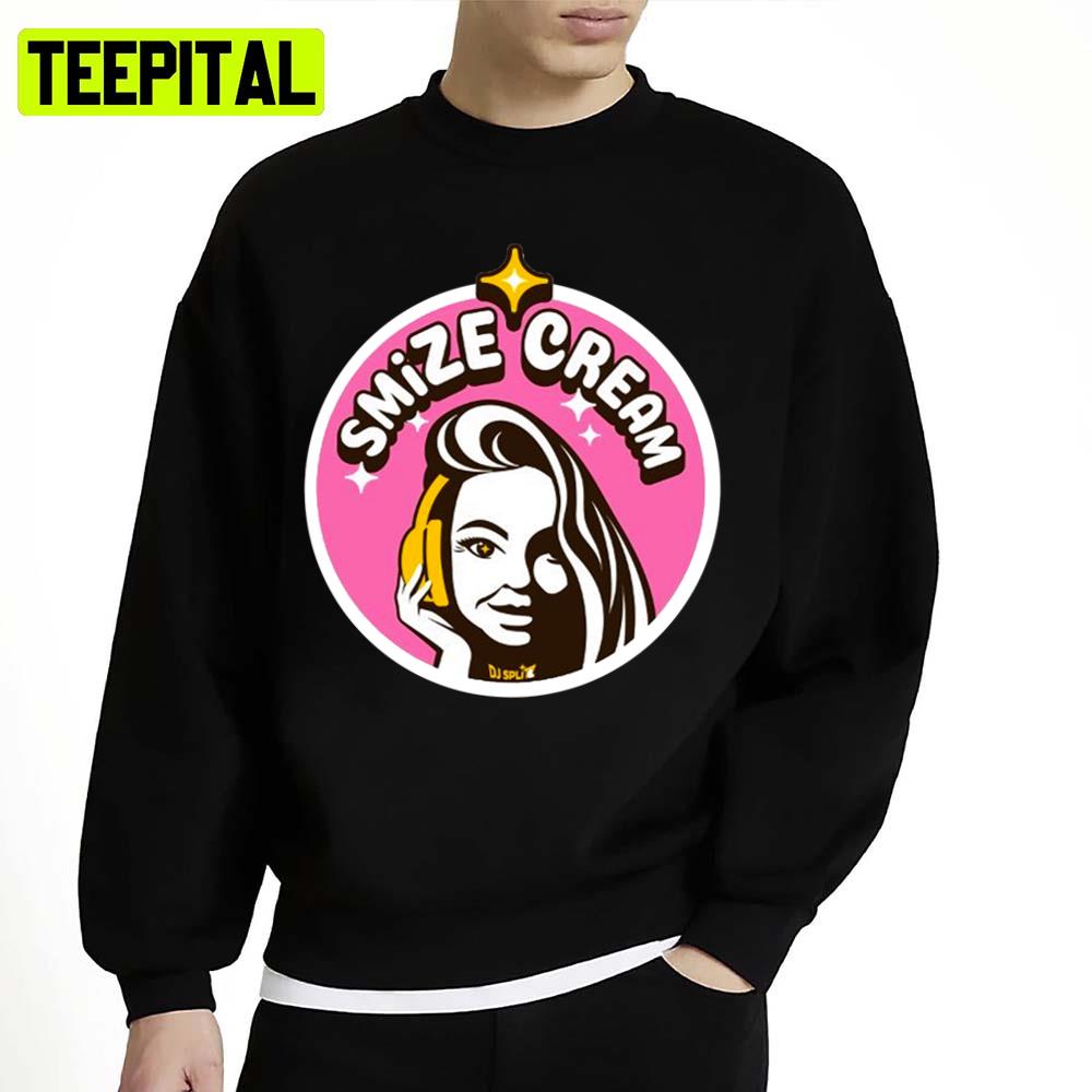Smize Cream Tyra Banks Pink Cartton Art Unisex Sweatshirt Smize Cream Tyra Banks Pink Cartton Art Unisex Sweatshirt