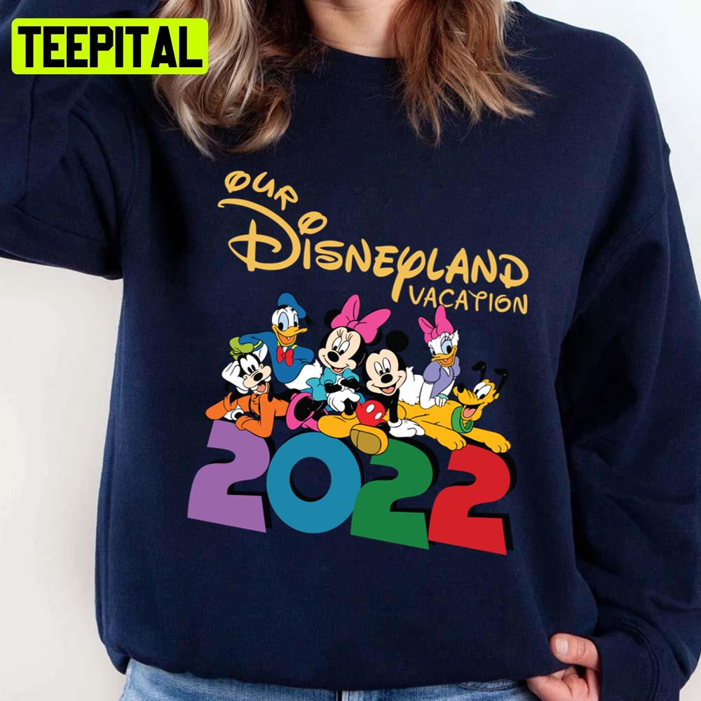 Vacation 2022 Daisy Duck And Friends Unisex Sweatshirt Vacation 2022 Daisy Duck And Friends Unisex Sweatshirt