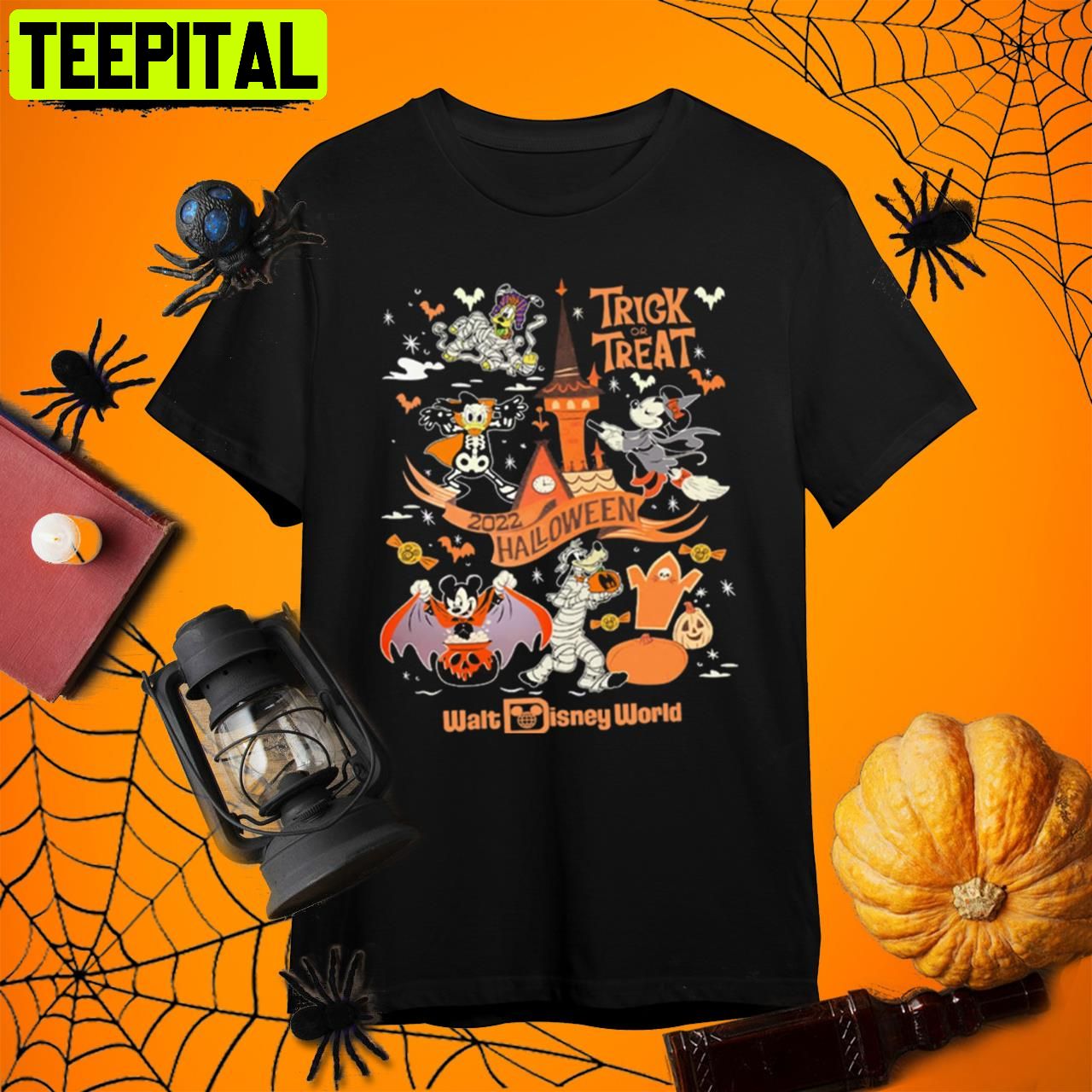 Walt Disney World Disney Halloween Retro Art Unisex T-Shirt Walt Disney World Disney Halloween Retro Art Unisex T-Shirt