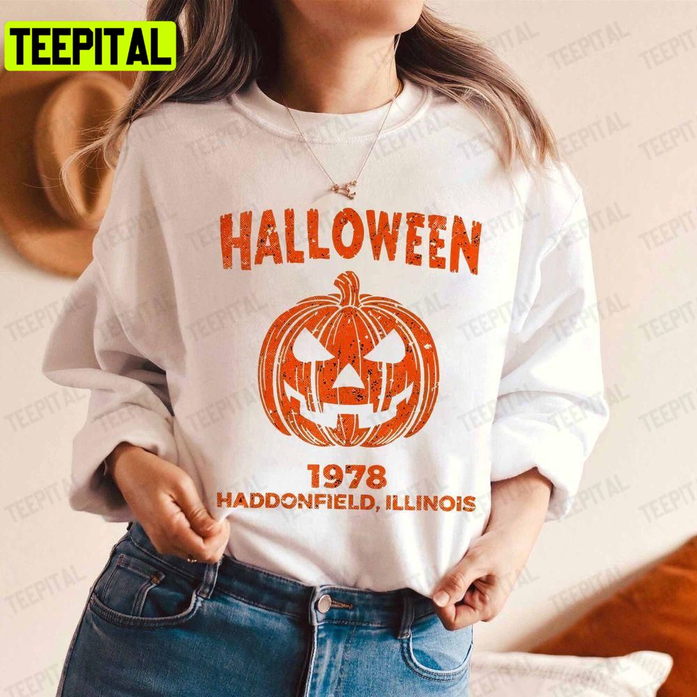 Vintage Halloween 1978 Spooky Unisex T-Shirt Sweatshirt Hoodie Vintage Halloween 1978 Spooky Unisex T-Shirt Sweatshirt Hoodie