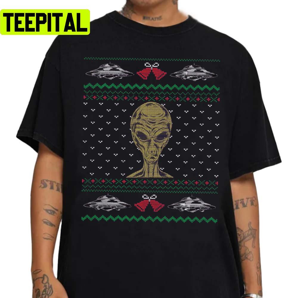 Spaceship Alien Christmas Unisex Sweatshirt Spaceship Alien Christmas Unisex Sweatshirt