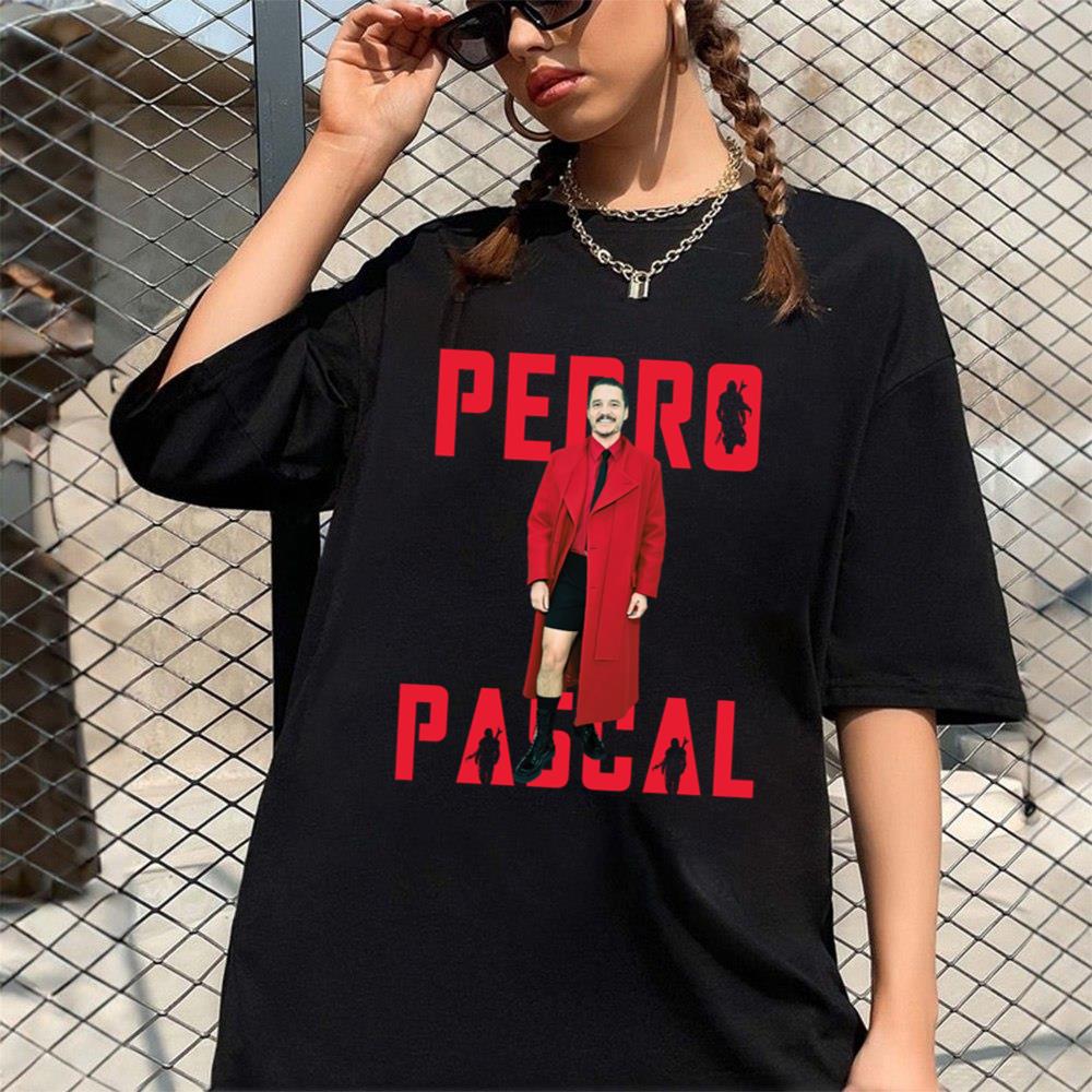 Pedro Pascal In Iconic Red Met Gala Unisex T-Shirt Pedro Pascal In Iconic Red Met Gala Unisex T-Shirt