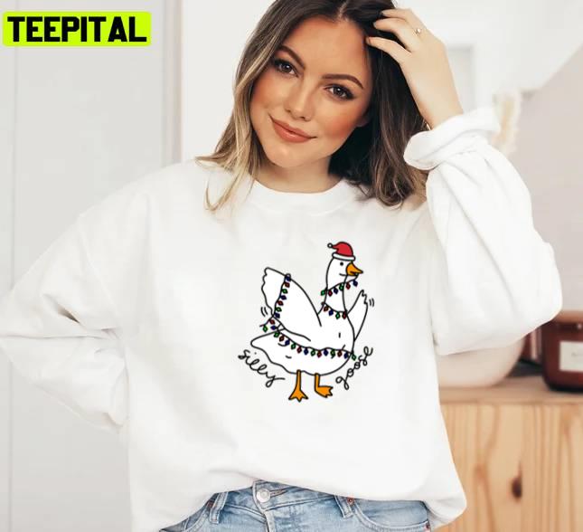 Silly Christmas Goose Unisex Sweatshirt Silly Christmas Goose Unisex Sweatshirt